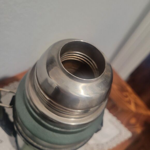 VTG Stanley Aladdin A-944C Quart Steel Vacuum Thermos Bottle W/ Black Handle - Picture 7 of 13